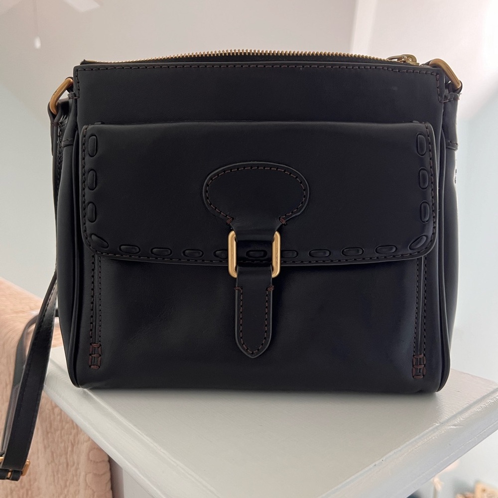 Dooney & Bourke black handbag